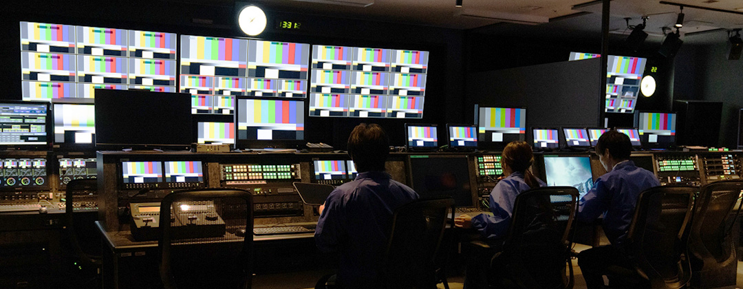 動画と映像の違いとは？テレビ放送の現場